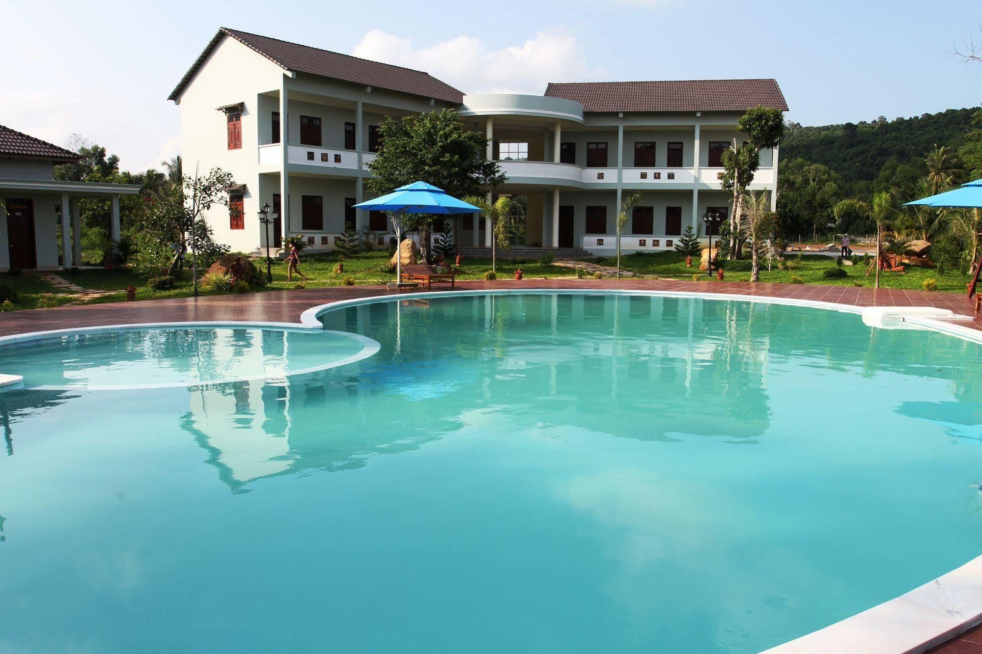 Resort Montana Phú Quý Zewnętrze zdjęcie
