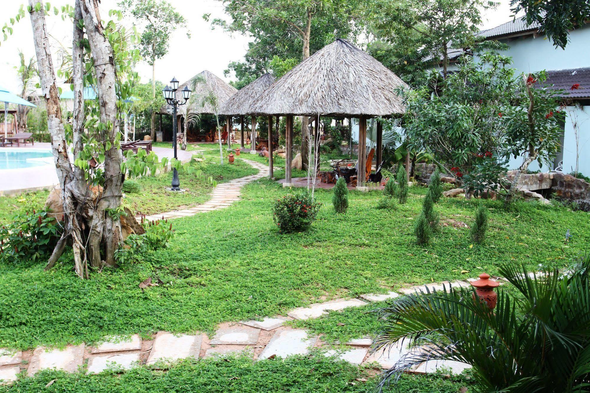 Resort Montana Phú Quý Zewnętrze zdjęcie